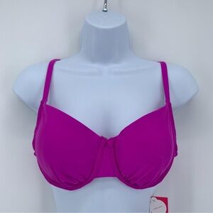 Xhilaration NWT Women's Fuchsia Ruched
Underwire Bikini Top Size Medium